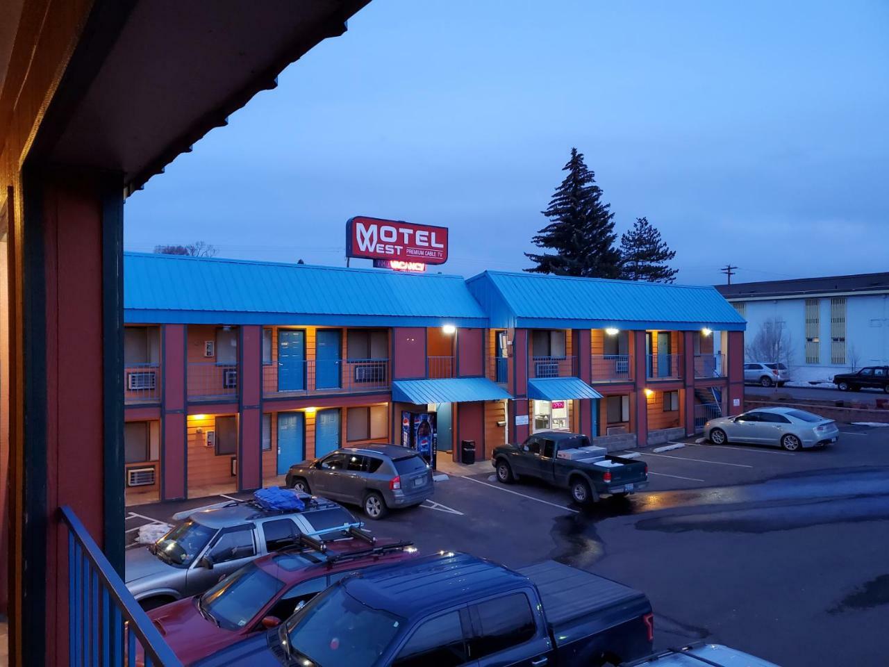 Motel West Bend Exterior foto